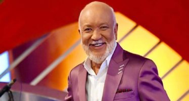 Jochy Santos va a Color Visión con «Divertido con Jochy»