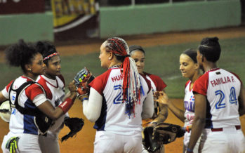 Venezuela derrota a RD en el preolímpico de softbol femenino