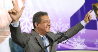 JCE admite candidatura presidencial de Leonel Fernández