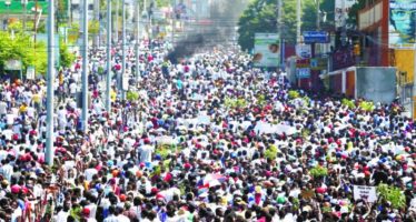 Protesta pacifica en Haití convocada por artistas