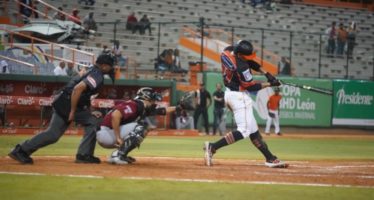 Toros consiguen 3ª victoria en línea; últimas dos frente a los Gigantes