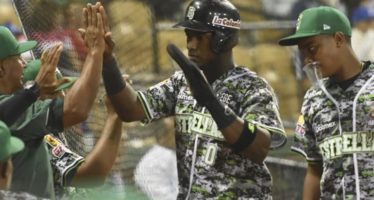 Estrellas se imponen sobre Tigres 4-2