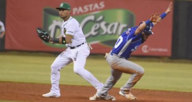 Tigres ganan a las Estrellas en aniversario 112; su tercero en línea