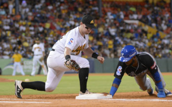 Águilas derrotan al Licey en Santiago