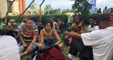 Campesinos de El Seibo se reúnen en el Palacio Nacional con José Ramón Peralta con la presencia de la defensora del Pueblo