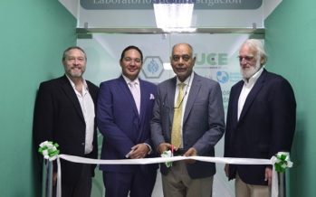 Inauguran laboratorio de investigación enfermedades tropicales en la UCE