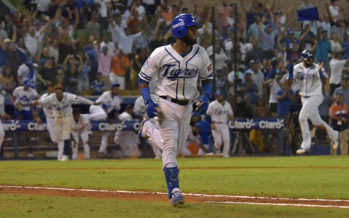 Licey logra sexta victoria seguida al vencer a los Leones