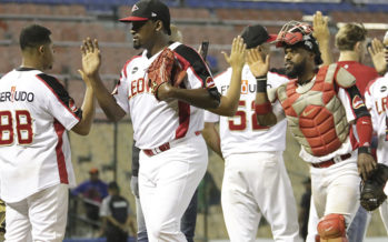 Leones triunfan ante las Estrellas 2-1