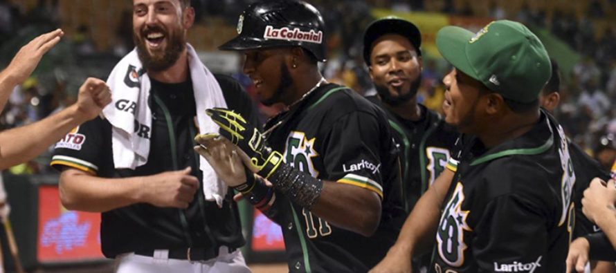 Estrellas dejan en el terreno a los Gigantes en 12 innings