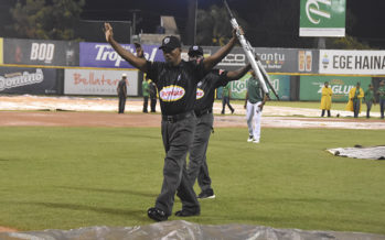 Suspenden por lluvia partido Águilas vs Estrellas