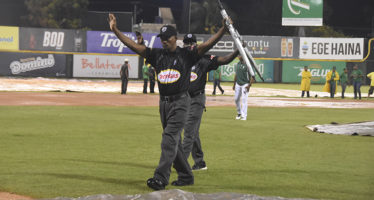 Suspenden por lluvia partido Águilas vs Estrellas