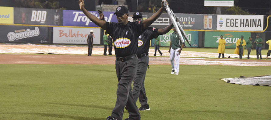 Suspenden por lluvia partido Águilas vs Estrellas