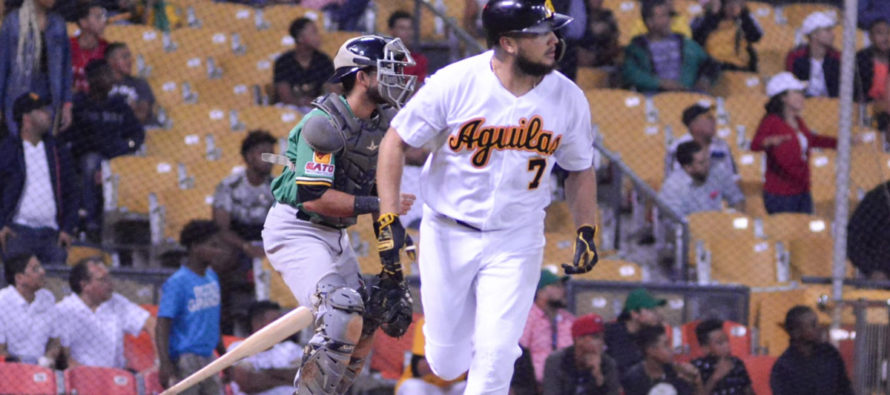 Águilas blanquean a las Estrellas 7-0