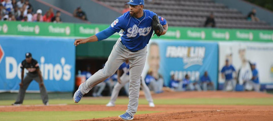 Licey derrota a los Gigantes 6-0; César Valdez lanzó juego completo