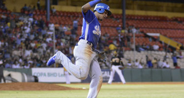 Tigres derrotan a las Águilas 13-7 en su primer enfrentamiento del round robin