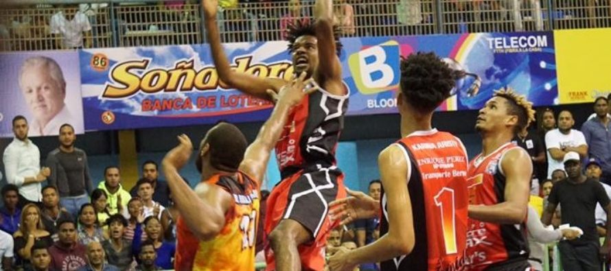 Club Centro gana el segundo de la serie final en basket superior de Higüey