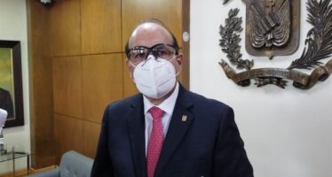 Castaños Guzmán afirma que amenazar o prometer empleos no puede ser tema de campaña