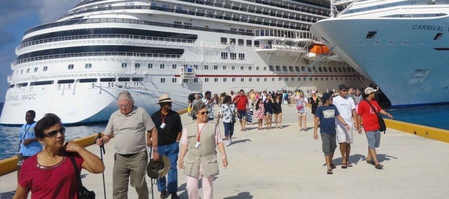 Turismo trabaja con Asociación de Cruceros de Florida y el Caribe para recibir viajeros