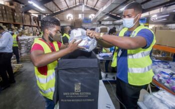 JCE inicia conformación de los 16,001 kits electorales locales para las elecciones