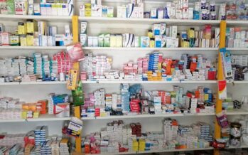 Dictan prisión preventiva a vinculado a falsificación y comercialización ilegal de medicamentos en Moca