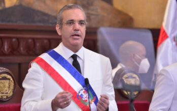 Luis Abinader oficialmente presidente de la República Dominicana