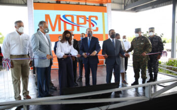 Danilo Medina entrega Terminal Interregional Autobuses del Este