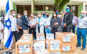 Embajada de Israel realiza donaciones en la provincia Hato Mayor