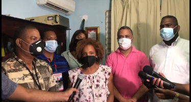 Denuncian falsificación carnet de prensa para circular en toque de queda en Higüey