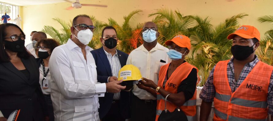 Ministro de Obras Públicas inicia en Hato Mayor programa comunitario de Acción Vial