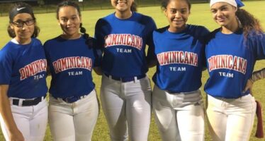 Dominicana gana en torneo sub-18 de softbol femenino en Estados Unidos