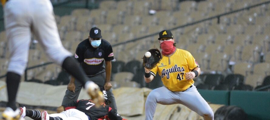 Águilas caen ante Leones en duelo de pitcheo