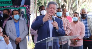 Leonel Fernández dice FP se posiciona para ganar las próximas elecciones