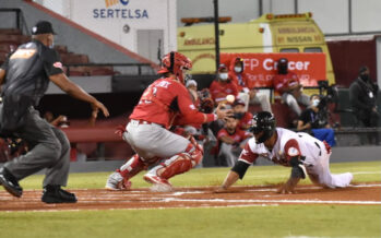 Leones se imponen en 12 innings a los Gigantes del Cibao en SFM