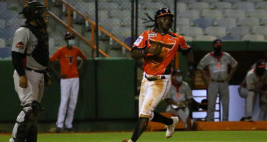 Sánchez da su 100º cuadrangular en triunfo de los Yankees - Toros del Este