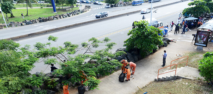 Obras Públicas inicia mantenimiento vial en autopista Las Américas y autovías del Coral y del Este