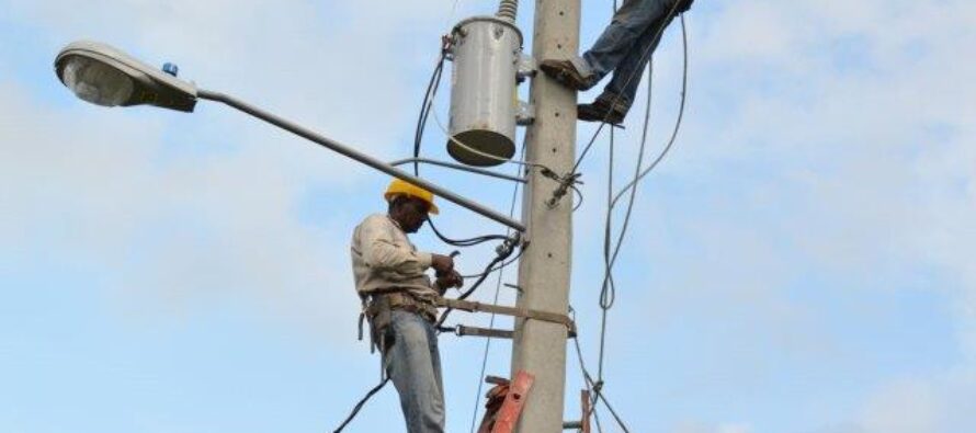 EDE Este informa que continúa mejoría del servicio de electricidad de Hato Mayor