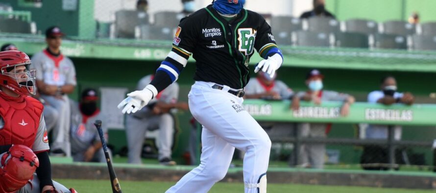 Estrellas toman delantera ante Leones; Canó debuta con 2H4 y 4ce, Jeremy y Bethancourt jonronean