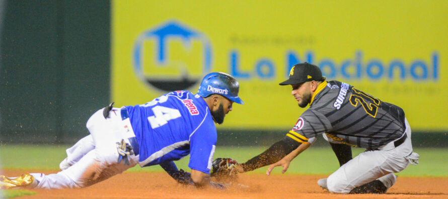 Licey y Águilas dividen la doble cartelera y ganan 1-1