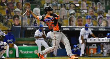 Sánchez y Valdés comandan otro triunfo de Toros sobre el Licey