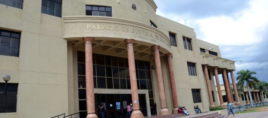 Imponen un año de prisión preventiva al hombre que emitió falsa alarma en Aeropuerto del Cibao