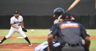 Negrín y Cabrera comandan primera victoria de las Águilas en la semifinal