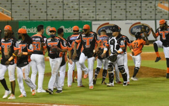 Toros vencen a las Águilas en cerrado duelo de pitcheo