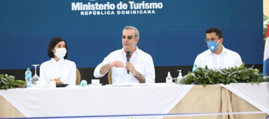 Presidente Abinader: “Se han recuperado más de 100 mil empleos en sector turismo”