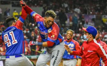 RD vence a México con efectiva labor de Valdez y bateo oportuno; se iguala en primero con Panamá