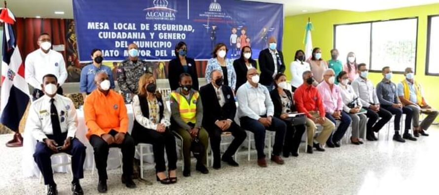 Juramentan Mesas Locales de Seguridad Ciudadana y Género en los municipios de Hato Mayor
