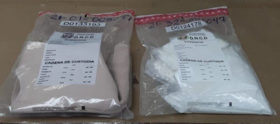 Descubren en el Aeropuerto de las Américas más de un kilo cocaína escondidos en chaleco