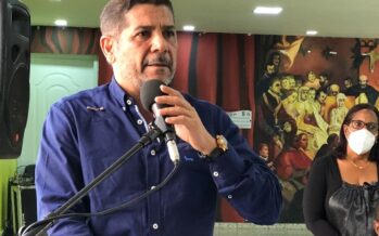 Ministro de Agricultura se reúne con productores de Hato Mayor; promete arreglo caminos y equipos