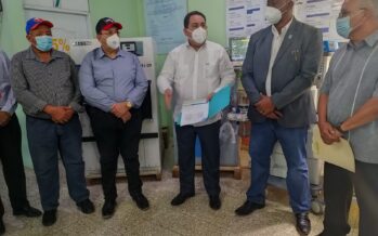 SNS entrega equipos y supervisa hospitales Región Este del país empezando en Hato Mayor