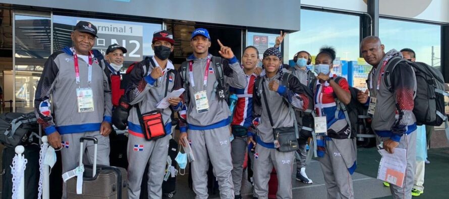 Boxeadores dominicanos ya están en Tokio