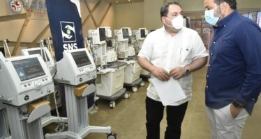 SNS invierte más de RD$490 millones en equipamiento centros salud, de agosto 2020 a la fecha